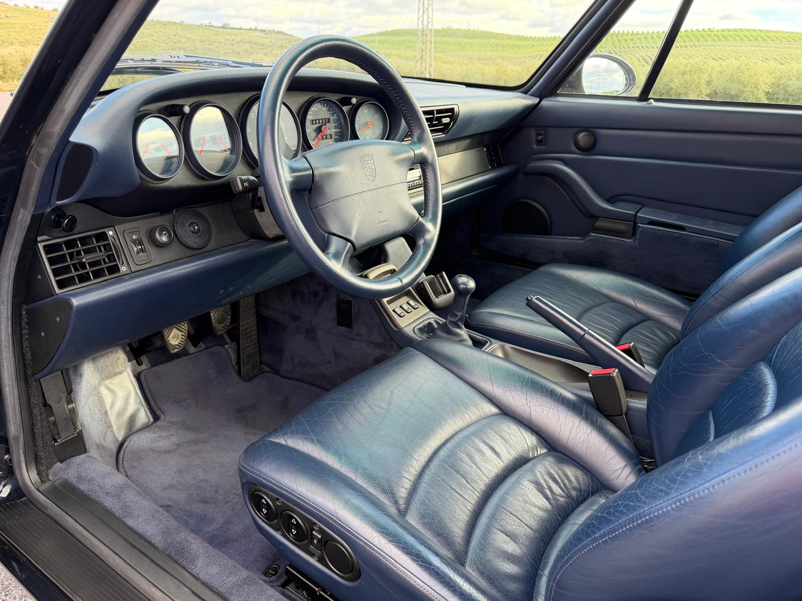 1994 Porsche 911 (993) Carrera - Gallery 4