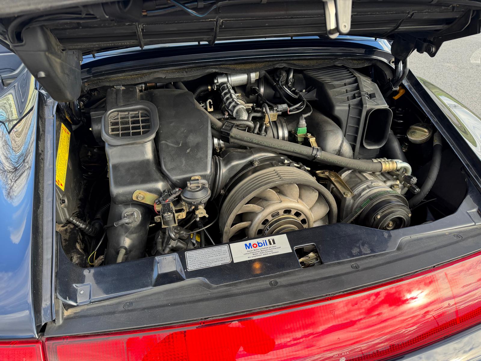 1994 Porsche 911 (993) Carrera - Gallery 7
