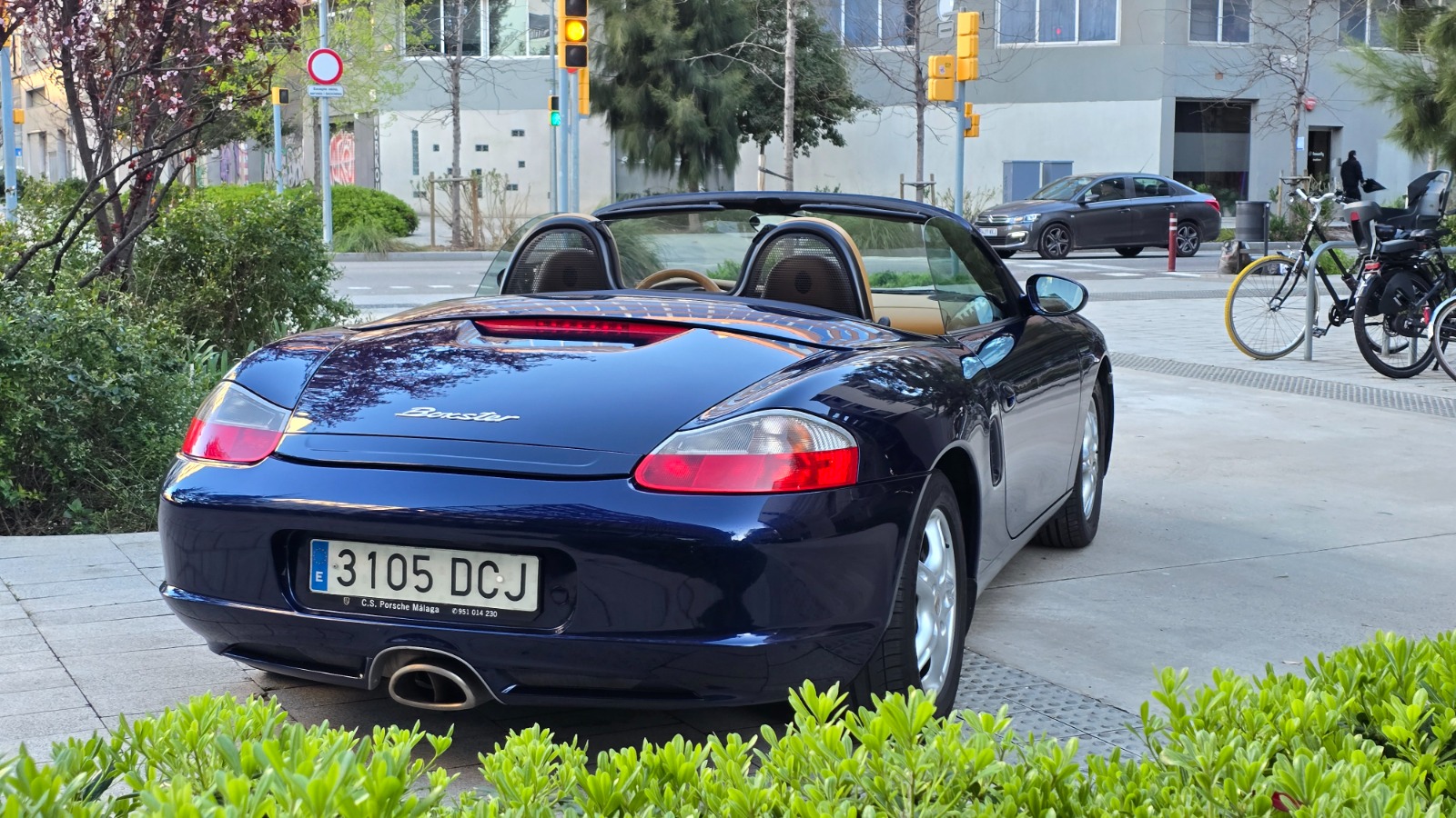 2004 Porsche  Boxster 2.7 - Manual - Image 4